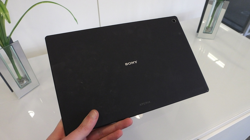 Illustration for article titled Sony Xperia Z2 Tablet Hands-On: A Familiar Waterproof Monolith